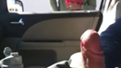 Pria dengan bokep ngintip ibu mandi vagina dan pantat memeriksa dia keluar