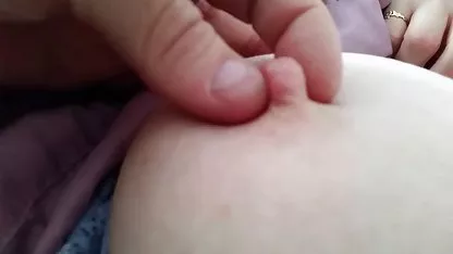 Tua ngintip ngetot ibu dan anak