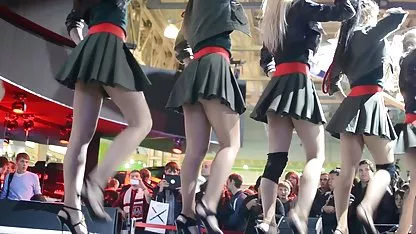 Toko, bokep ngintip pembantu kamera tersembunyi di Gadis