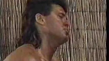 Toket kencang pelayan dan ngintip ngesex klien