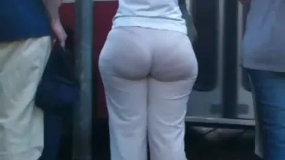 Isabel ketelanjangan publik bokep ngintip pipis