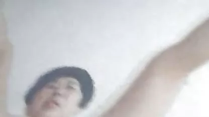 Wanita bokep ngintip orang pipis GEMUK