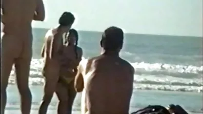 Roxy, jembut tebal nenek-nenek, nenek-nenek, ngintip mama tiri mandi setelah mendapat panas